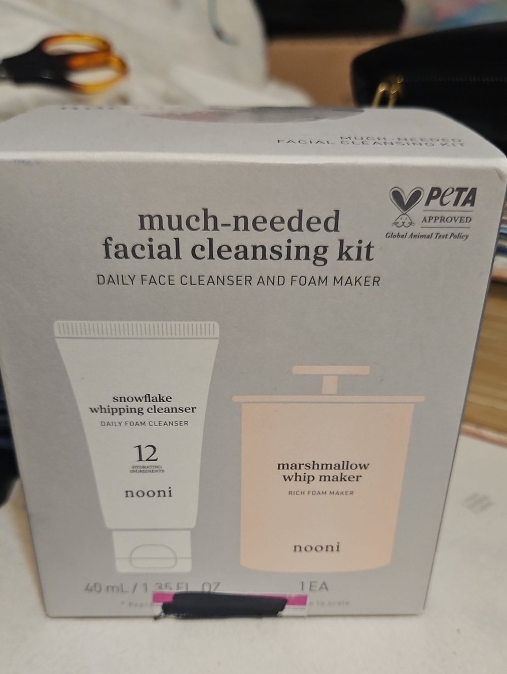 Much-Needed Facial Cleansing Kit – Cream/White